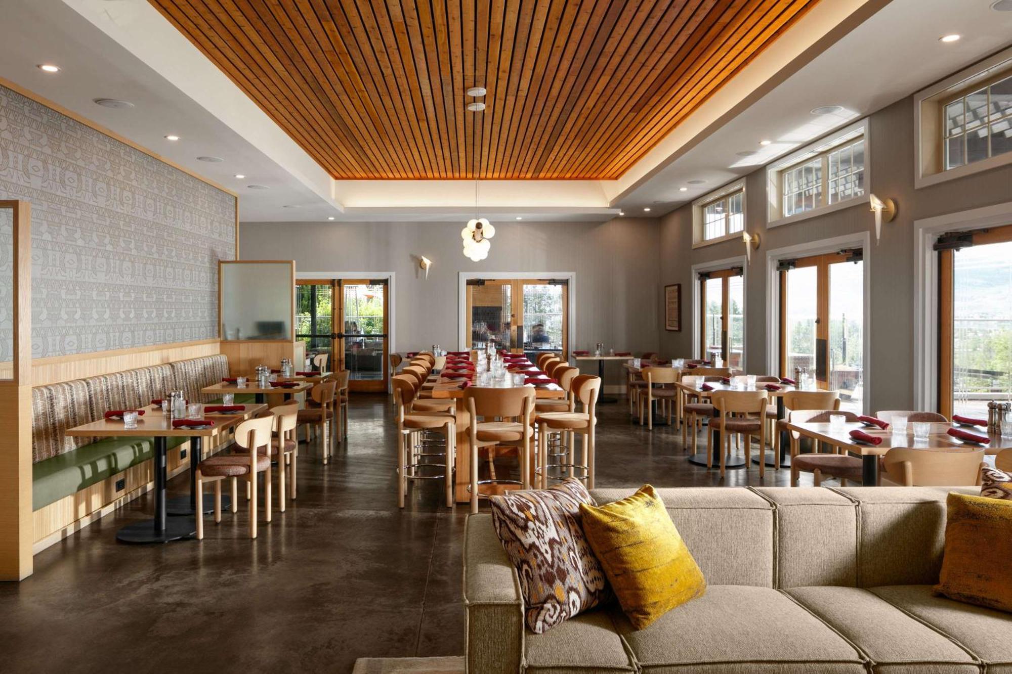 Spirit Ridge, In The Unbound Collection By Hyatt Hotel Osoyoos Exterior photo