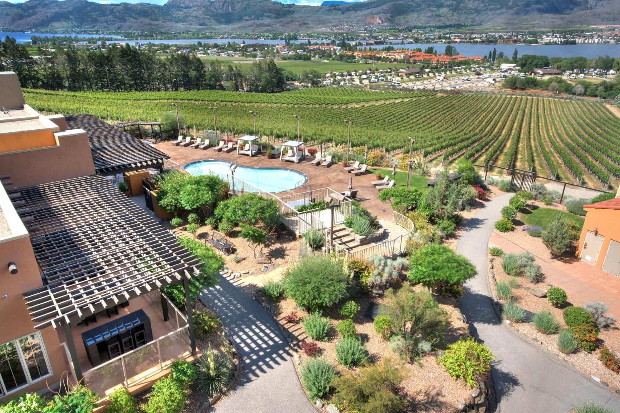 Spirit Ridge, In The Unbound Collection By Hyatt Hotel Osoyoos Exterior photo