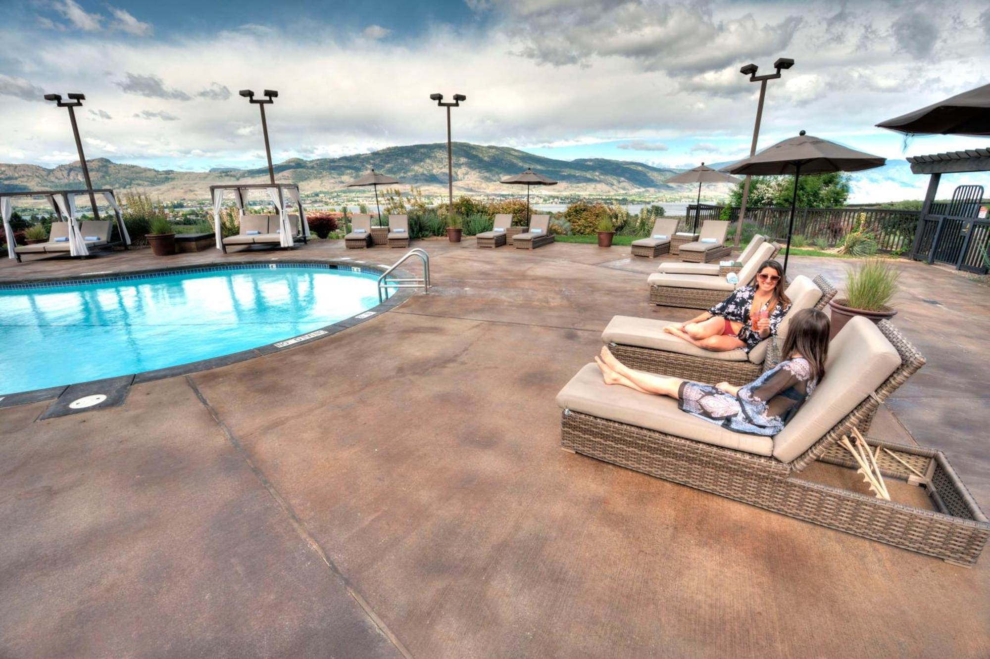 Spirit Ridge, In The Unbound Collection By Hyatt Hotel Osoyoos Exterior photo